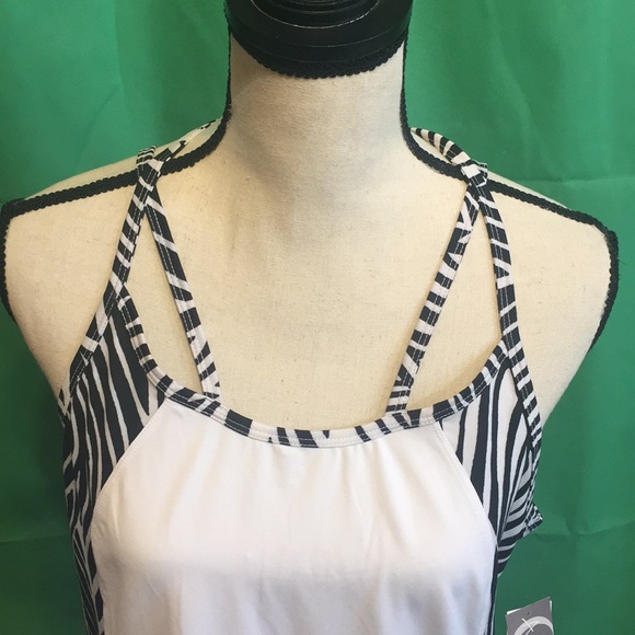 Active C top - Picture 2 of 8